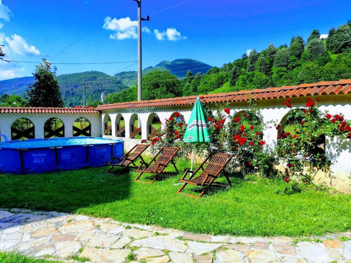 Family Hotel Virgin Ribaritsa Exterior foto